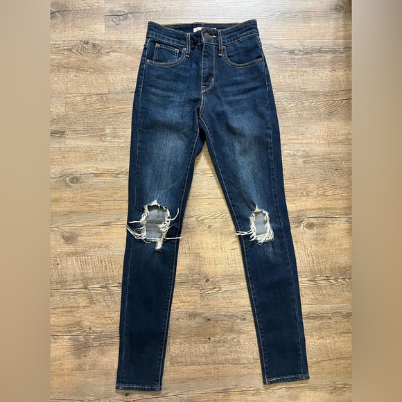 Levi’s Strauss 721 dark wash high rise skinny busted knee jeans - Picture 4 of 15
